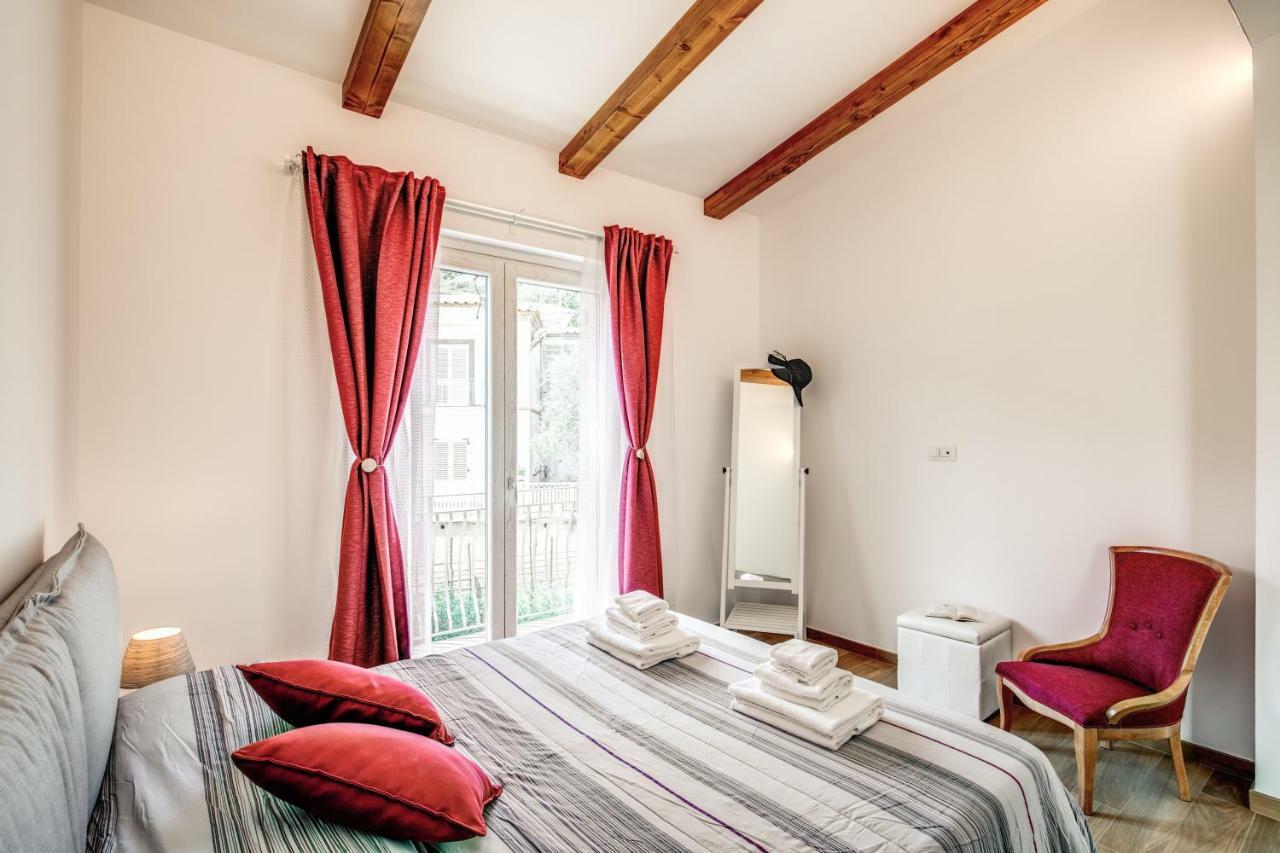 Ferienwohnung Chez Carme' Sorrent Exterior foto