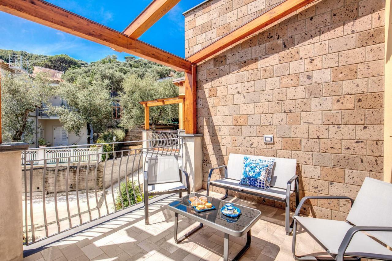 Ferienwohnung Chez Carme' Sorrent Exterior foto